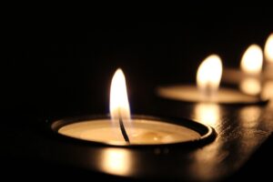 candles, flames, candlelights-2181896.jpg